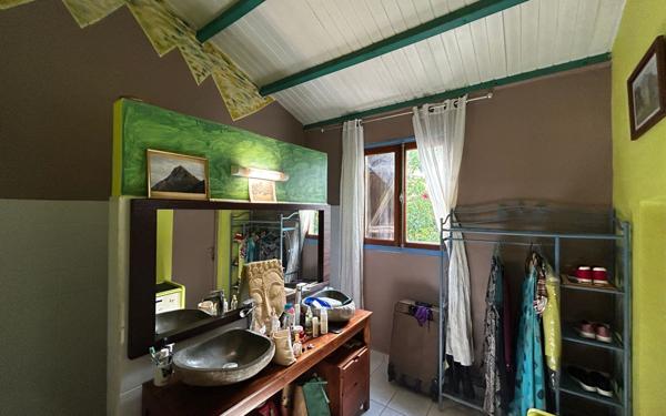 Maison à vendre    3 pièces • 66,80 m2 Saint-François