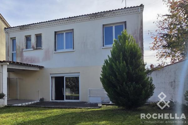 Maison de ville avec jardin et garage