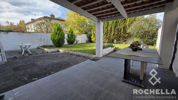 Maison de ville avec jardin et garage