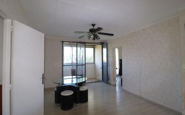 Appartement à vendre    4 pièces • 77,43 m2 Marseille 13