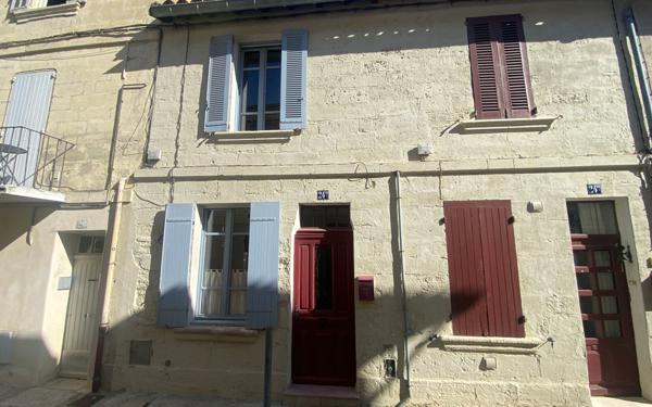 Maison à vendre    3 pièces • 66 m2 Avignon