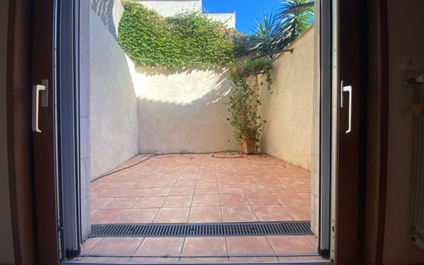 Maison à vendre    3 pièces • 66 m2 Avignon