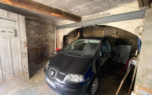 Maison à vendre    3 pièces • 66 m2 Avignon