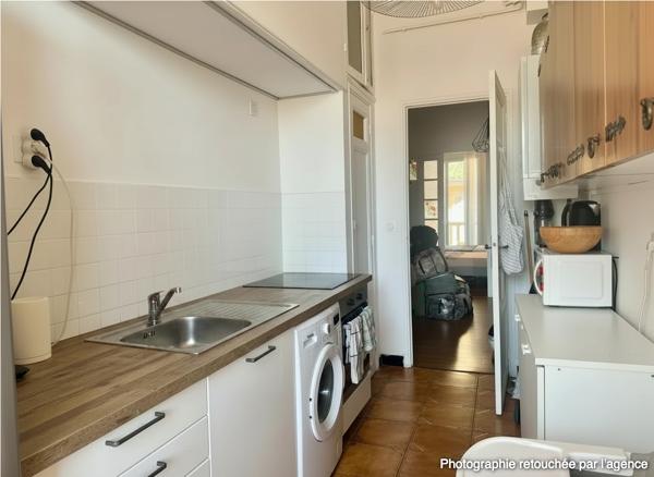 A louer un appartement de T3  meublé -vEntre LONGCHAMP et SAINT CHARLES