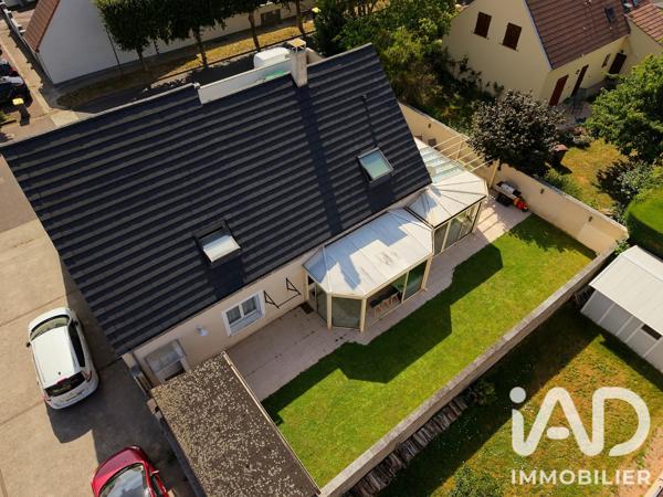 Maison à vendre 10 pièces 209 m² Lieusaint