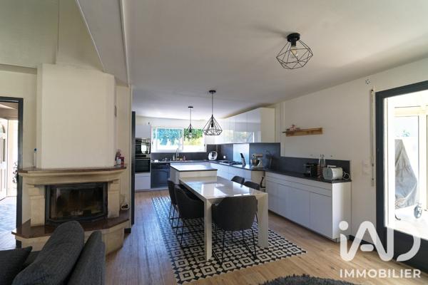 Maison à vendre 10 pièces 209 m² Lieusaint
