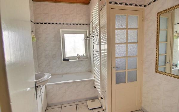 Maison à vendre    6 pièces •  Le Creusot