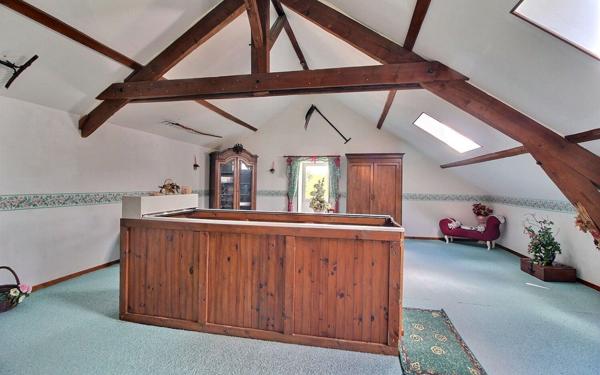 Maison à vendre    6 pièces •  Le Creusot