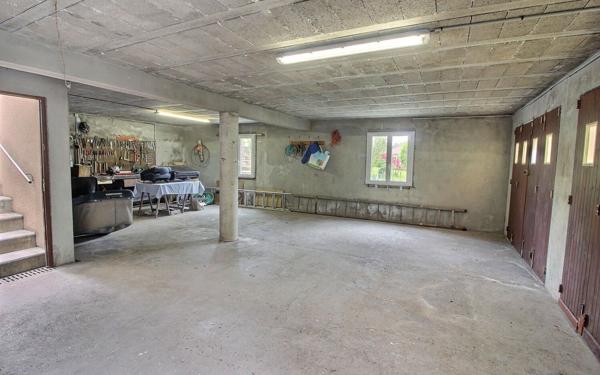 Maison à vendre    6 pièces •  Le Creusot