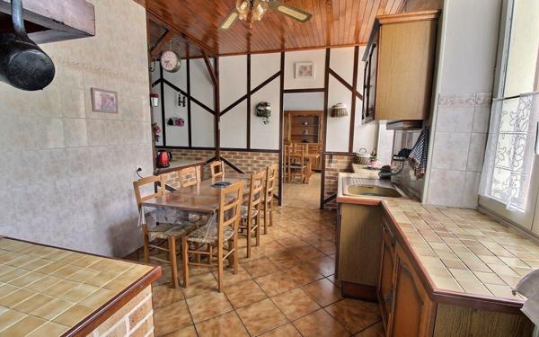 Maison à vendre    6 pièces •  Le Creusot