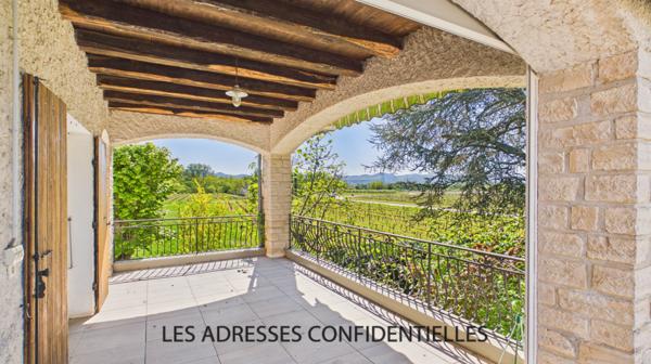 Maison familiale avec piscine - 184 m² - LA ROUVEYROLLE