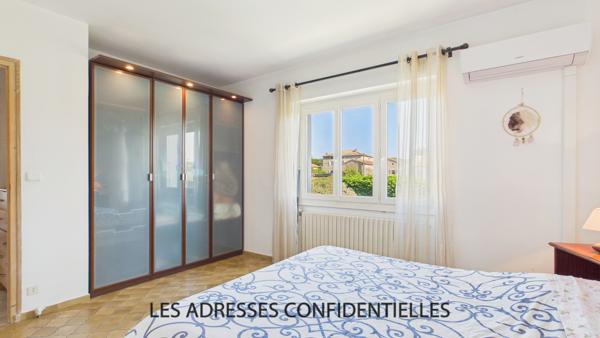 Maison familiale avec piscine - 184 m² - LA ROUVEYROLLE