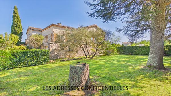 Maison familiale avec piscine - 184 m² - LA ROUVEYROLLE