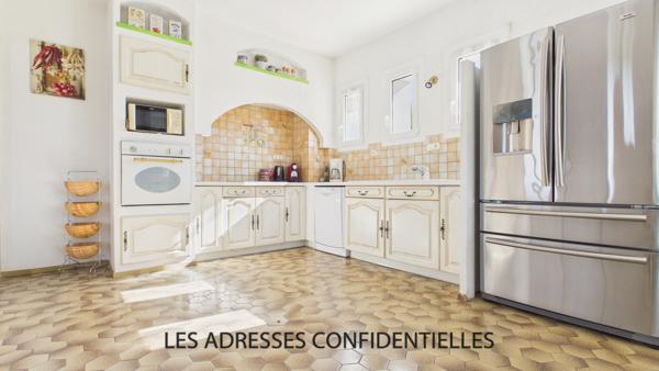 Maison familiale avec piscine - 184 m² - LA ROUVEYROLLE