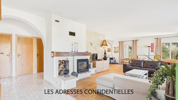 Maison familiale avec piscine - 184 m² - LA ROUVEYROLLE