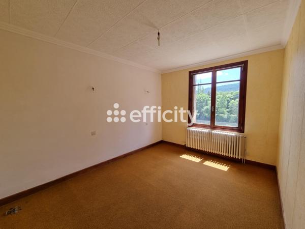 Maison 7 pièces - 140 m²