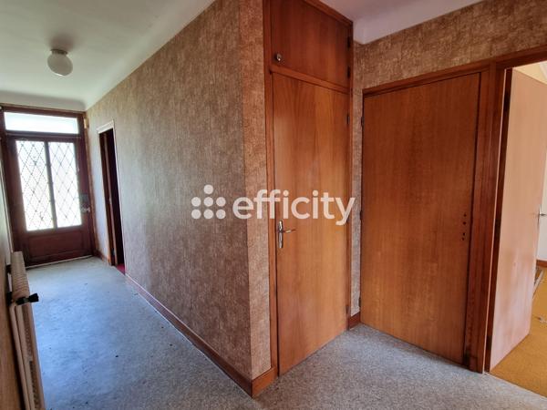 Maison 7 pièces - 140 m²