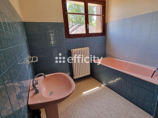 Maison 7 pièces - 140 m²