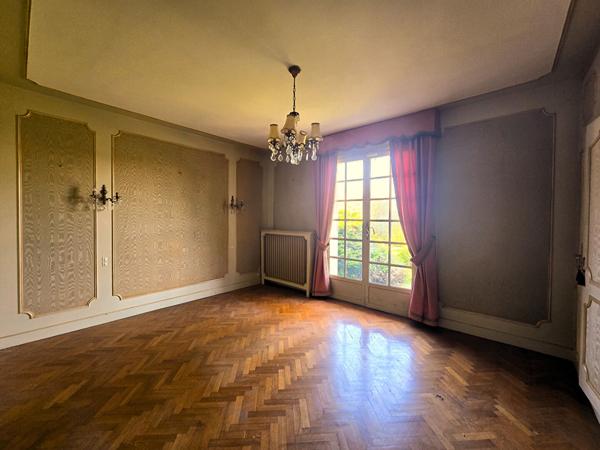 Maison Traditionnelle familiale proche gare longueville Paris gare de l'est 1 h , 4 chambres + Grange / Gare à 4km pour Paris Gare de l'EST