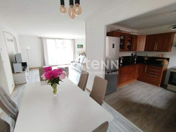 A VENDRE MONTIGNY LE BX LA SOURDERIE 5 PIECES 99M² EN ETAGE, SEJOUR 34M² 3 CHAMBRES PARKING S/SOL