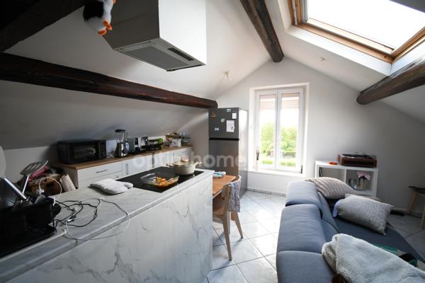 IMMEUBLE COMPLET - 3 APPARTEMENTS - PLACES PARKING