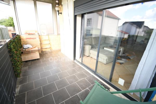IMMEUBLE COMPLET - 3 APPARTEMENTS - PLACES PARKING