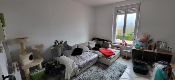 IMMEUBLE COMPLET - 3 APPARTEMENTS - PLACES PARKING