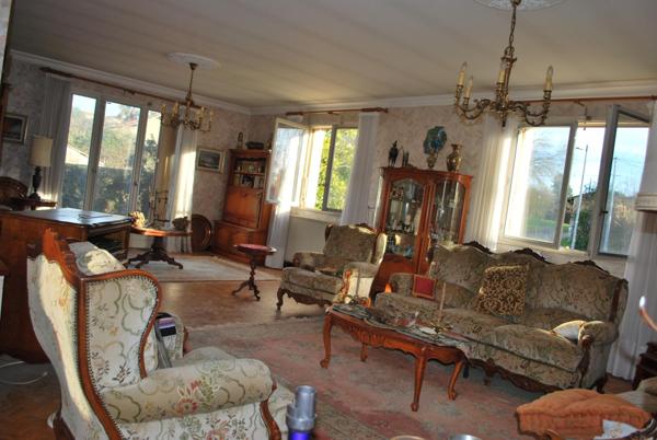 Grande maison sur Auch avec travaux
