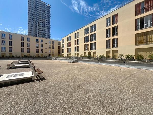 Appartement 3 pièces à Choisy-le-Roi à 3 minutes à pied de la gare