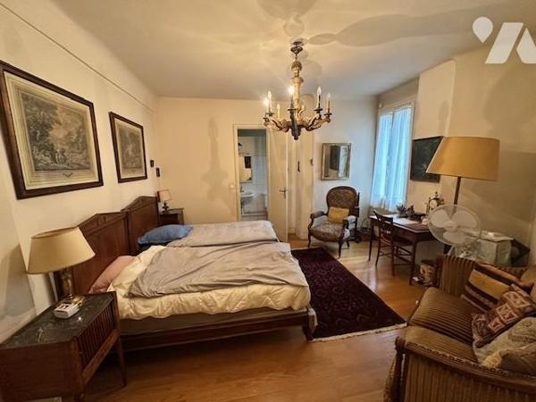 PARIS 15ème arrondissement appartement de type 3 de 96m²