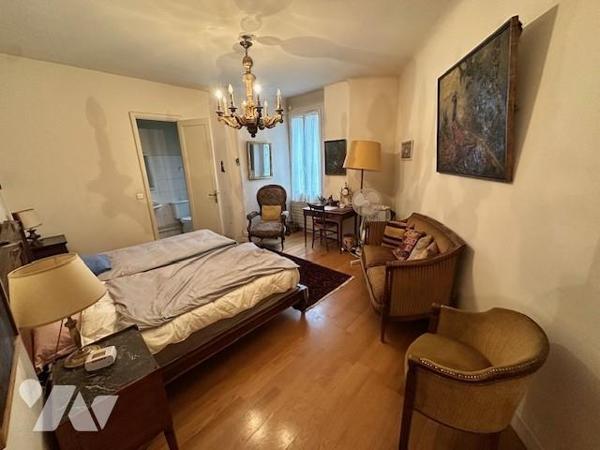 PARIS 15ème arrondissement appartement de type 3 de 96m²