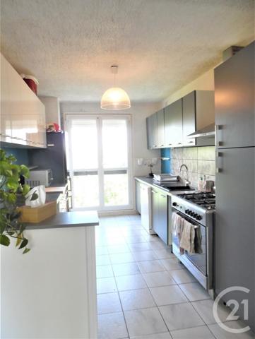 Appartement T4 à vendre  4 pièces - 76,16 m2 ST FONS - 69