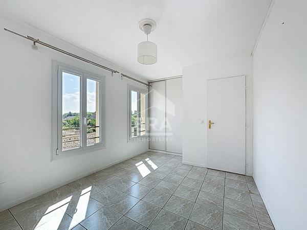 APPARTEMENT F2 À LUZARCHES  41.6 m2