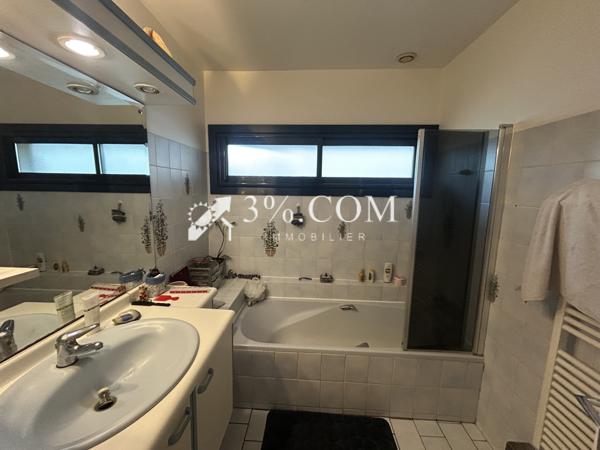 Maison 6 pièce(s) 5 chambre(s) 164 m²