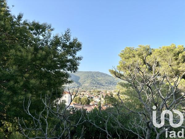 Maison 6 pièces de 180 m² à Toulon (83000)