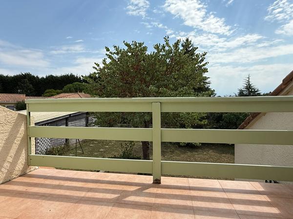 LA SPACIEUSE : FONTAINE LE COMTE , Fontaine le comte