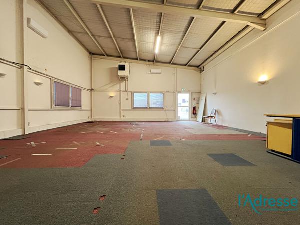 LOCAL D'ACTIVITÉ DE 207 M² - TOUTES ACTIVITÉS