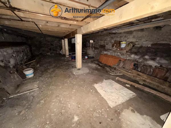 Vente                                                      Maison
                        
                     4 pièces                      109 m2                     à Lavelanet