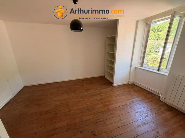 Vente                                                      Maison
                        
                     4 pièces                      109 m2                     à Lavelanet