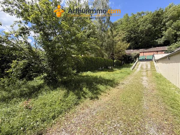 Vente                                                      Maison
                        
                     4 pièces                      109 m2                     à Lavelanet