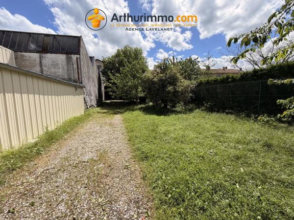 Vente                                                      Maison
                        
                     4 pièces                      109 m2                     à Lavelanet