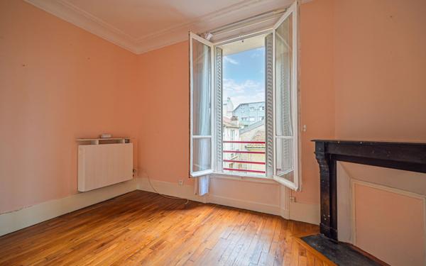 Appartement à vendre    3 pièces • 63 m2 Montreuil