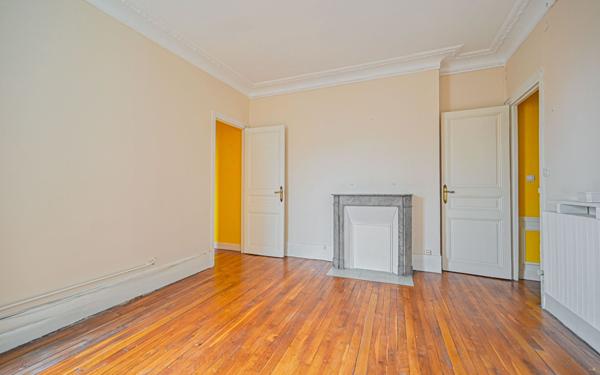 Appartement à vendre    3 pièces • 63 m2 Montreuil