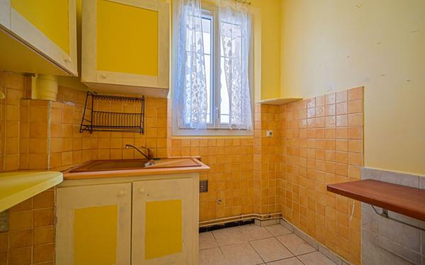 Appartement à vendre    3 pièces • 63 m2 Montreuil