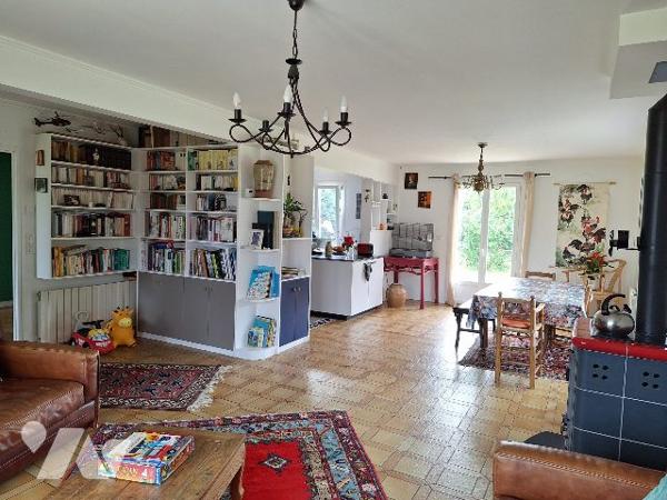 Maison de 190m² sur sous-sol, 2450m² terrain à Aubigny-sur-Nère