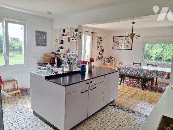 Maison de 190m² sur sous-sol, 2450m² terrain à Aubigny-sur-Nère