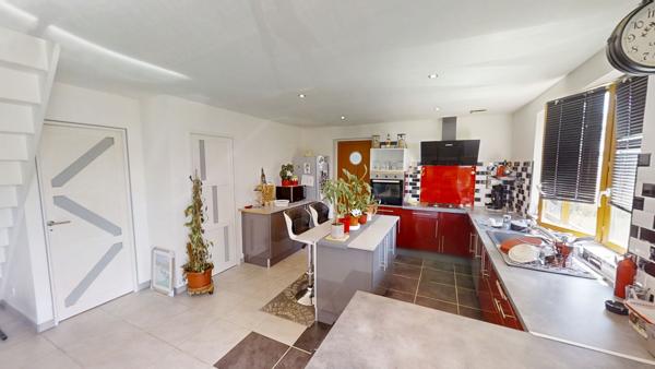 Maison Fay Aux Loges - 114 m² -5 pièces