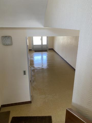 T2 rénové au calme proche plage et port.