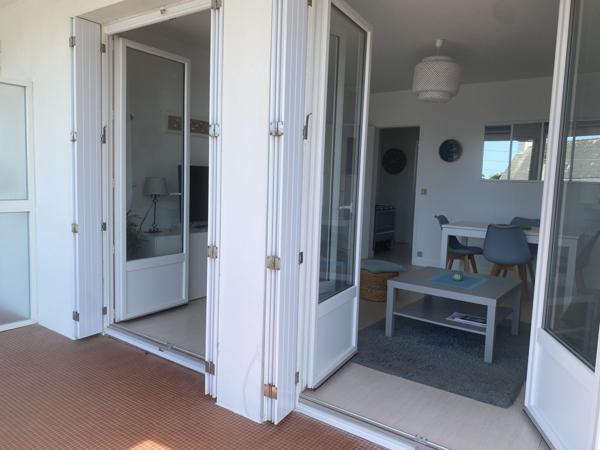 T2 rénové au calme proche plage et port.