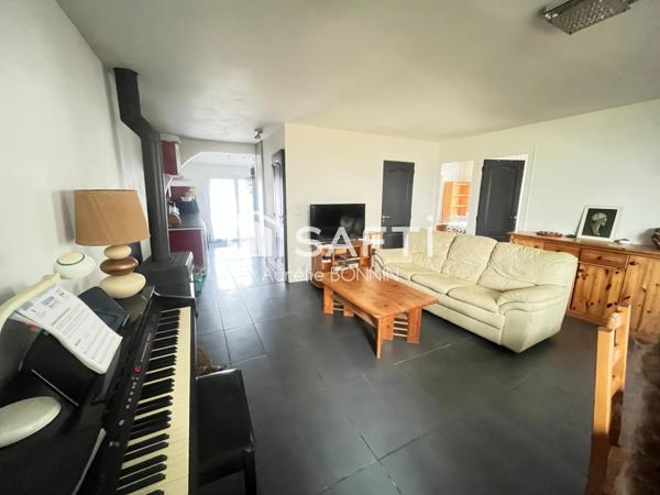 Talence maison de plain pied implantée sur un terrain de 550m² avec piscine